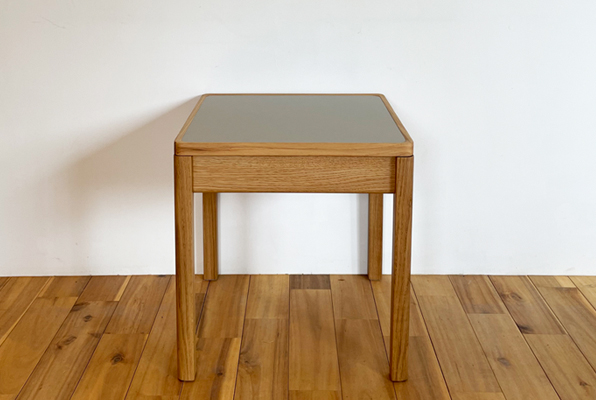 はたらくサイドテーブル