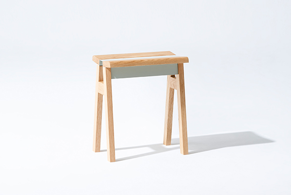 Hi.series / stool　mellow white